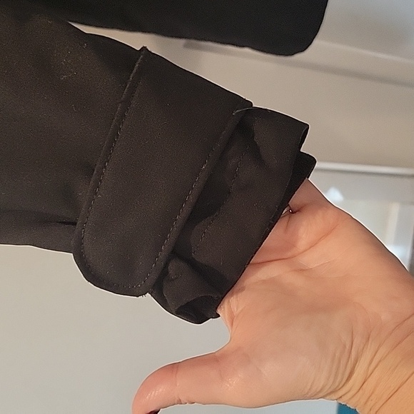 Abercrombie and Fitch Men's Black Down Insulated Weather Proof Parka - Picture 4 of 8